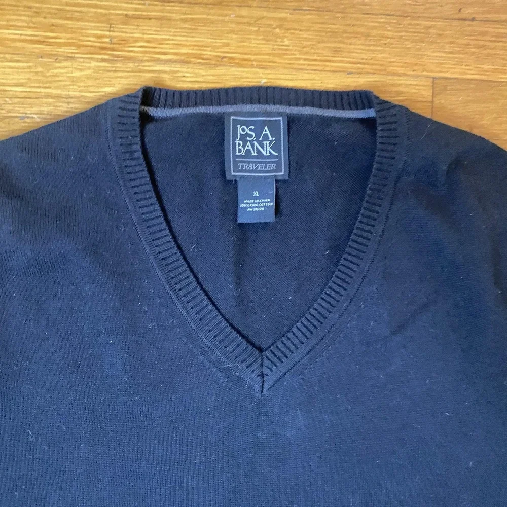 Jos A Bank Traveler Sweater Mens XL Black Pima Cotton V Neck Pullover Knit